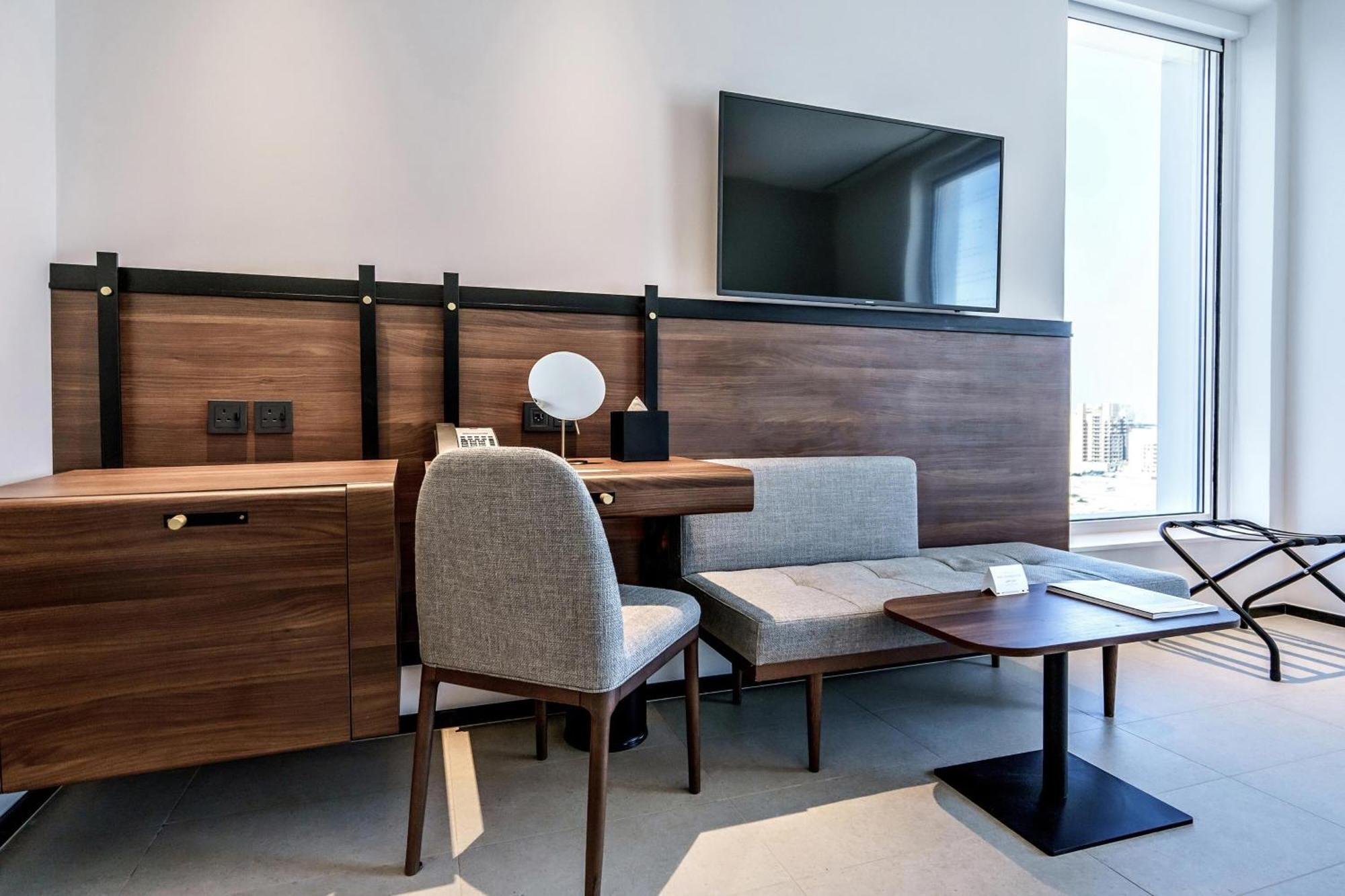 Hotel Form Al Jaddaf, Dubai, A Member Of Design 4*