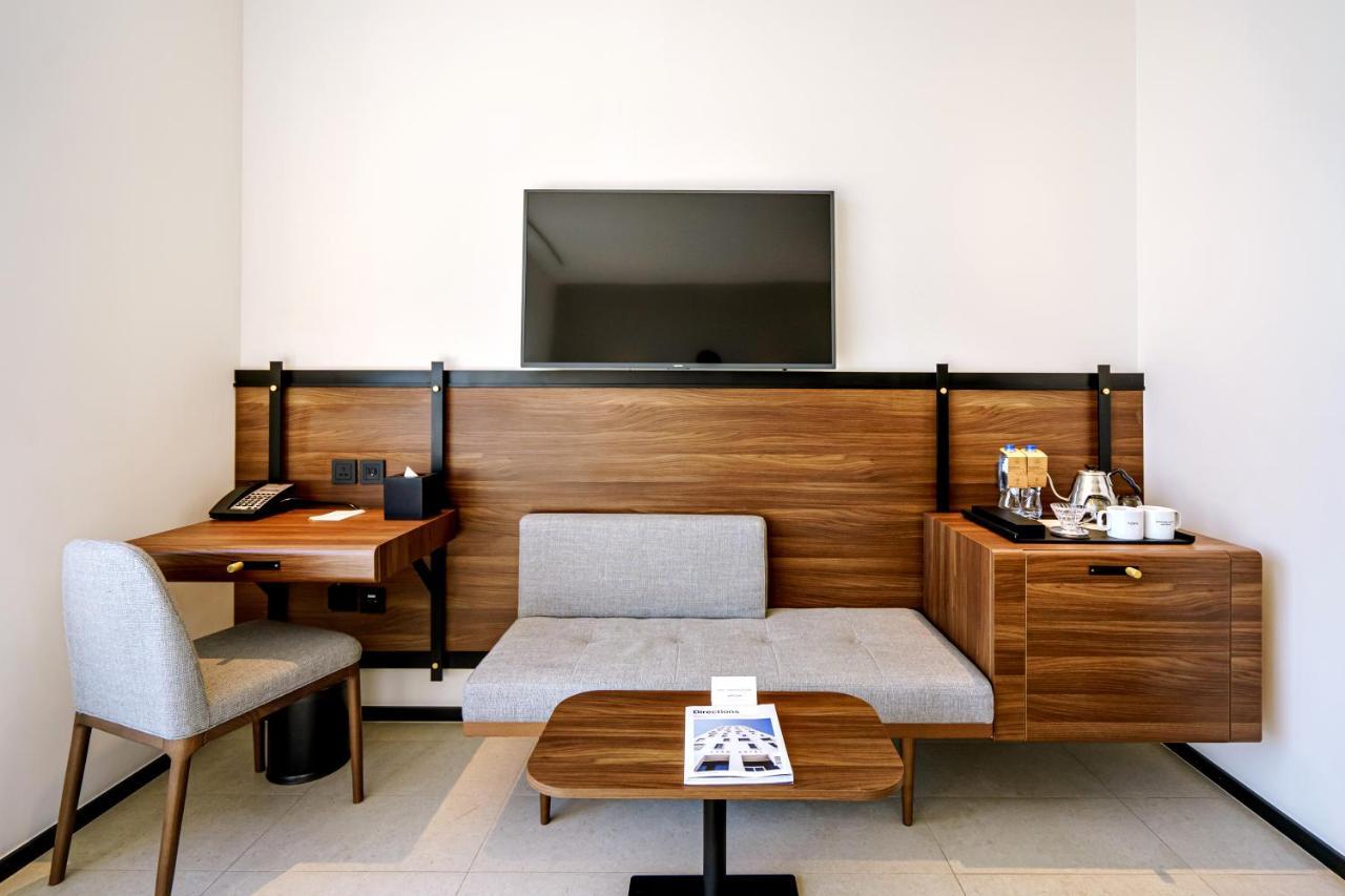 Form Al Jaddaf, Dubai, A Member Of Design होटल 4*
